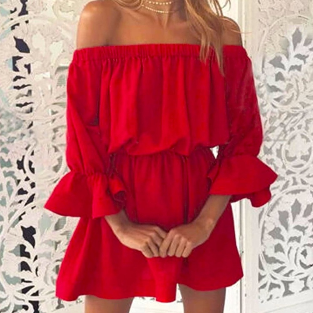 💥HP💥Gorgeous! Red Off-Shoulder Mini Dress